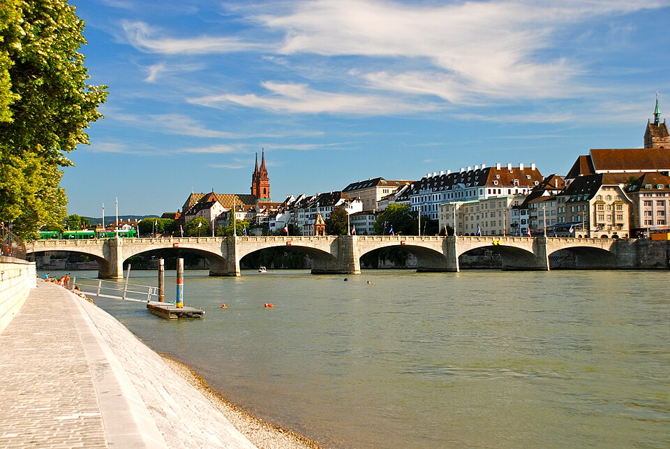 Basel: Illuminated Evening Tour