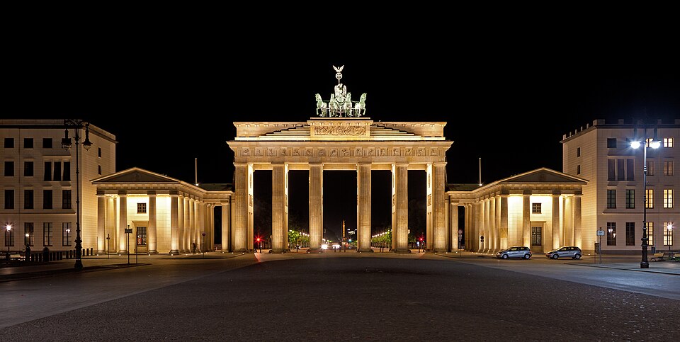 Berlin: Old Town Walking Tour